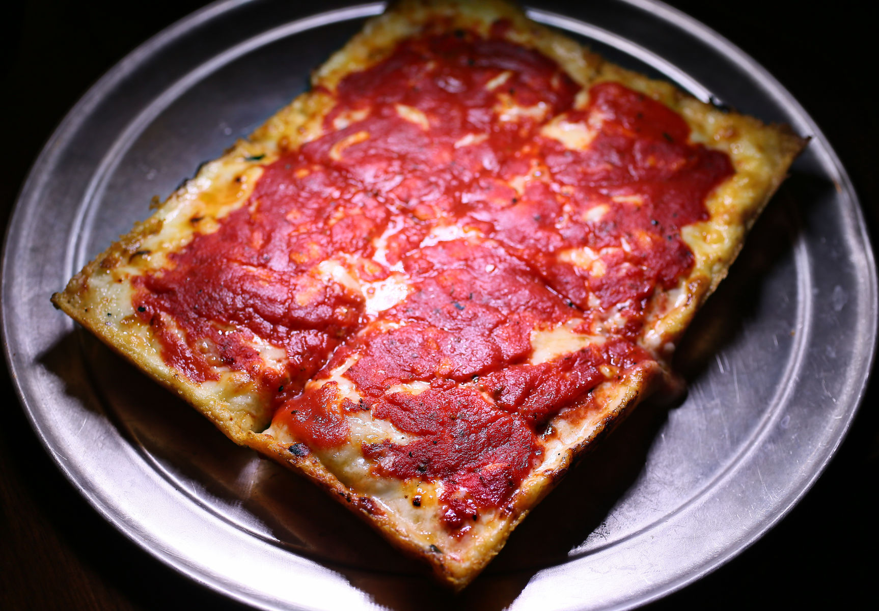 Tonis cheese pizza.jpg